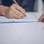 LUẬT SƯ BẢO VỆ QUYỀN VÀ LỢI ÍCH HỢP PHÁP TRONG CÁC VỤ ÁN DÂN SỰ